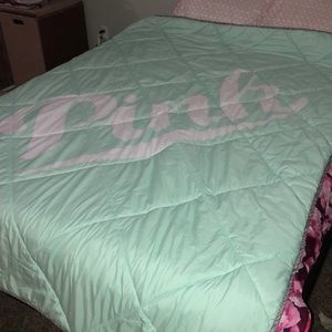 Vs Pink twin complete set